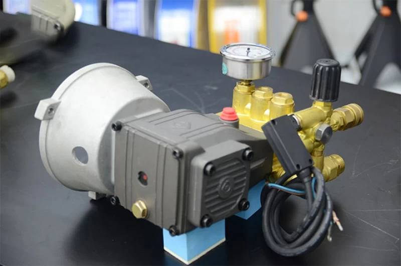 Đầu Bơm Máy Rửa Xe Cao Áp 3.7Kw Lutian 1507 - Hình ảnh 4 LUTIAN