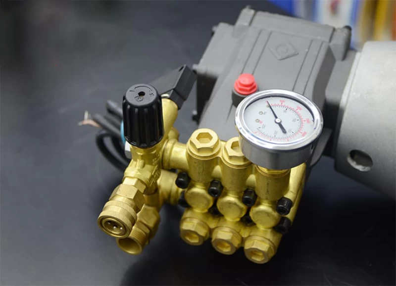 Đầu Bơm Máy Rửa Xe Cao Áp 4Kw Lutian 1508 - Hình ảnh 2 LUTIAN