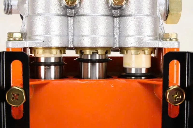 Đầu Phun Xịt 2Hp Bear BE-49CP Piston Sứ - Hình ảnh 1 BEAR