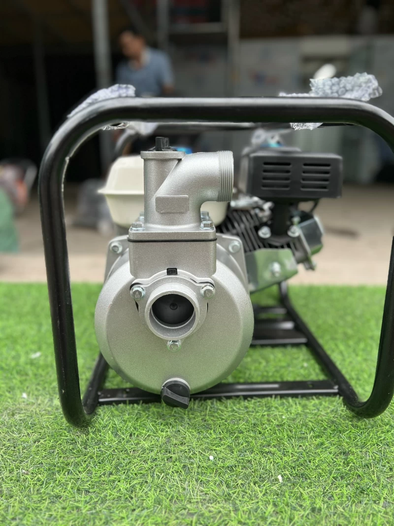 Máy Bơm Nước Chạy Xăng Tokawa TA-200 - Hình ảnh 1 TOKAWA