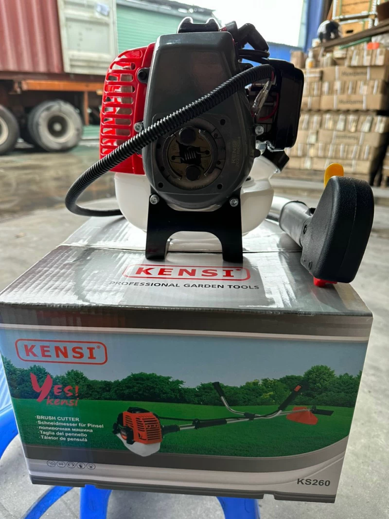 Máy Cắt Cỏ 2 Thì 700W Kensi KS260 - Hình ảnh 2 KENSI