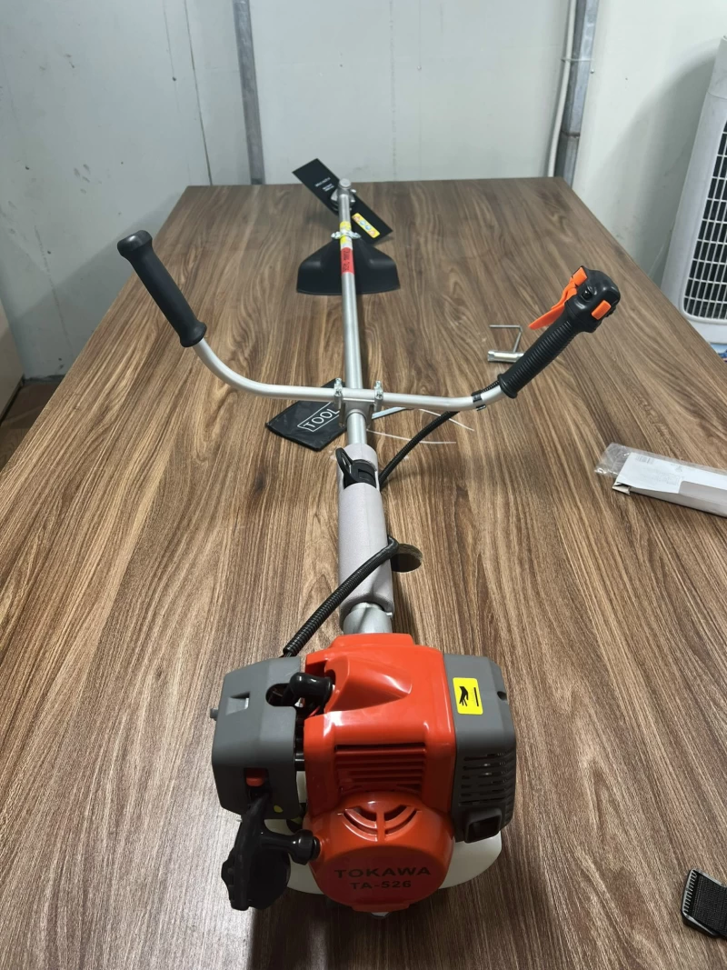 Máy Cắt Cỏ 2 Thì Tokawa TA-526 - Hình ảnh 2 TOKAWA