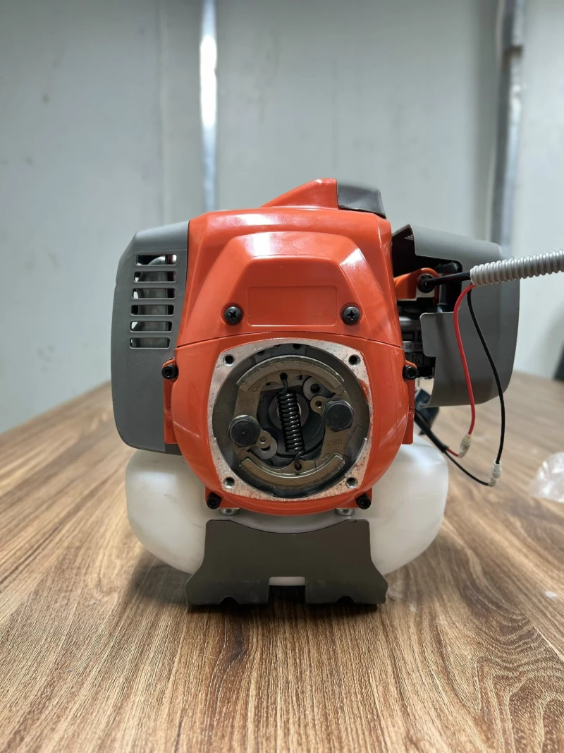 Máy Cắt Cỏ 2 Thì Tokawa TA-541 - Hình ảnh 4 TOKAWA