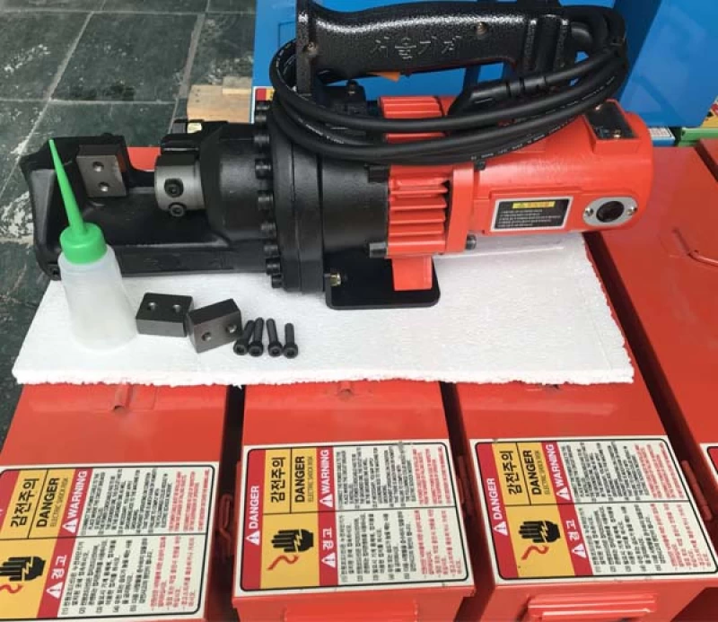 Máy Cắt Sắt Thủy Lực Hàn Quốc Handy 32C - Hình ảnh 1 HANDY
