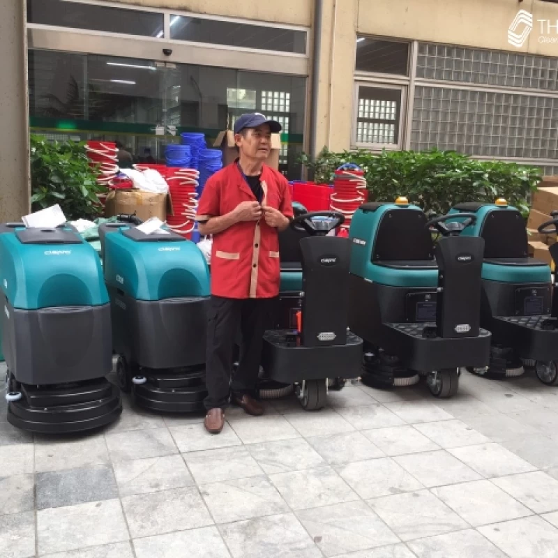 Máy chà sàn công nghiệp ngồi lái CLEPRO C100B New - Hình ảnh 4 CLEPRO