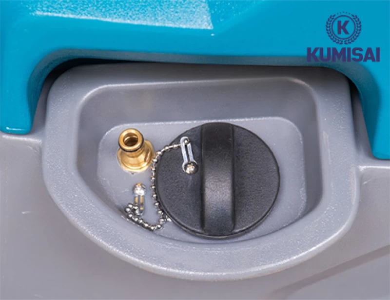 Máy chà sàn công nghiệp ngồi lái Kumisai KMS 90B - Hình ảnh 3 KUMISAI