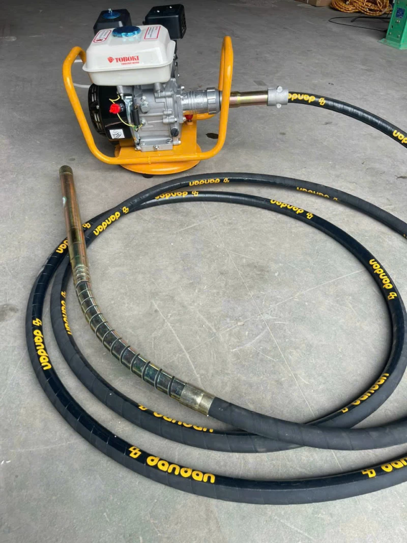 Máy Đầm Dùi Chạy Xăng Toboki T6.5HP - Hình ảnh 2 TOBOKI