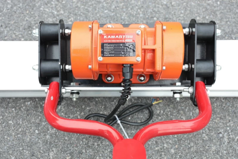 Máy Đầm Thuớc Chạy Điện 600W Kamastsu KDE600 - Hình ảnh 2 KAMASTSU