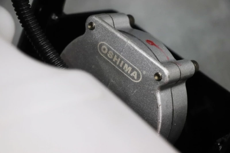 Máy khoan đất Oshima 2PS 68cc Đỏ 2 thì (không mũi) - Hình ảnh 4 OSHIMA