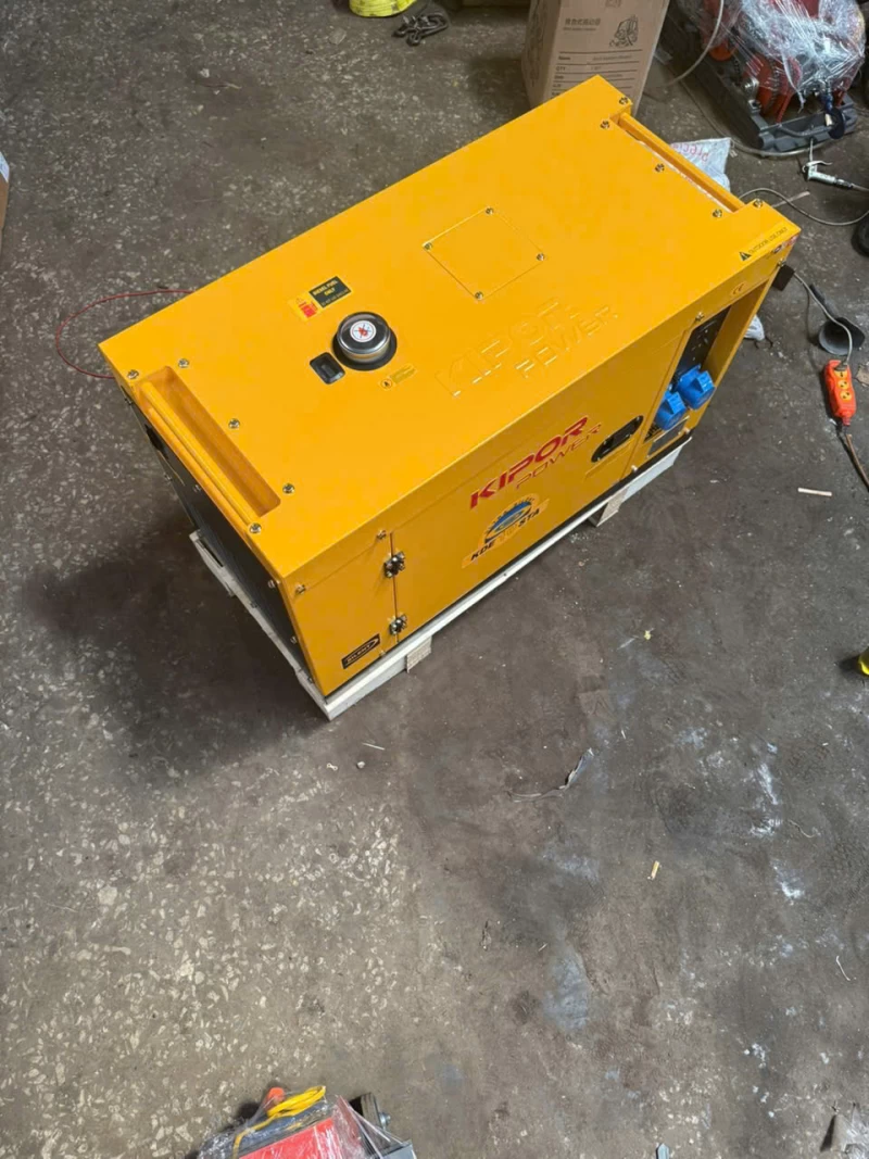 Máy Phát Điện Chạy Dầu 7KW KIPOR KDE10STA - Hình ảnh 2 KIPOR