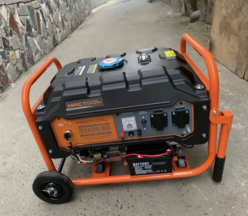 Máy Phát Điện Chạy Xăng 3KW Mactool EV4200-XD Đề Nổ - Hình ảnh 3 MACTOOL