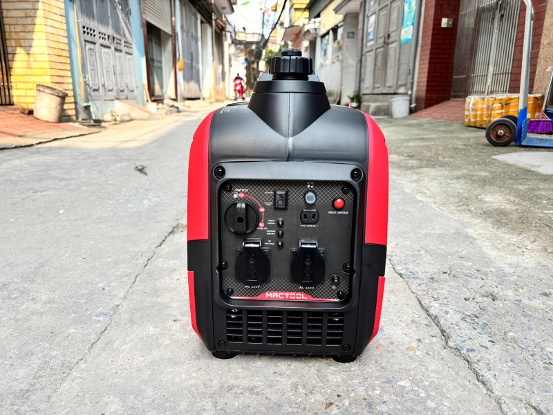 Máy Phát Điện Chạy Xăng Inverter 2Kw Mactool MTG-2500i Siêu Cách Âm - Hình ảnh 1 MACTOOL