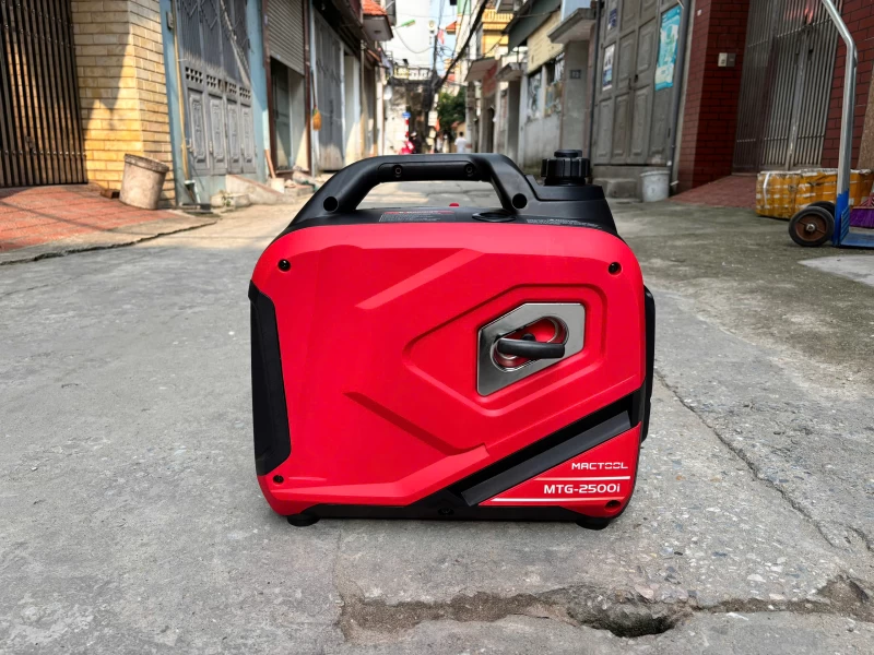 Máy Phát Điện Chạy Xăng Inverter 2Kw Mactool MTG-2500i Siêu Cách Âm - Hình ảnh 2 MACTOOL