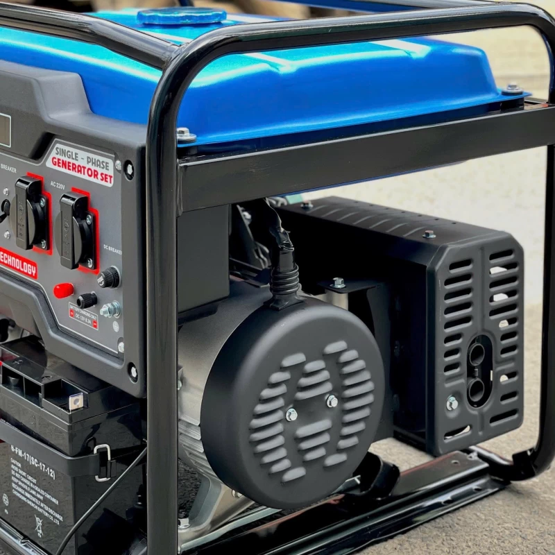 Máy phát điện chạy xăng Toshima T6500E (5KW, đề nổ) - Hình ảnh 4 TOSHIMA