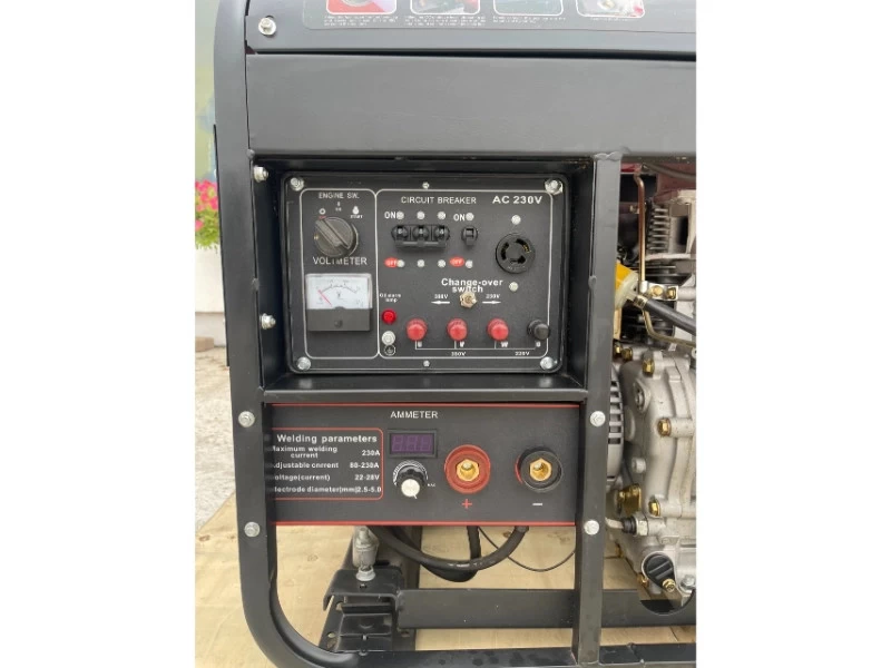 Máy Phát Hàn Chạy Dầu Bamboo 8Kw BMB300A - Hình ảnh 6 BAMBOO