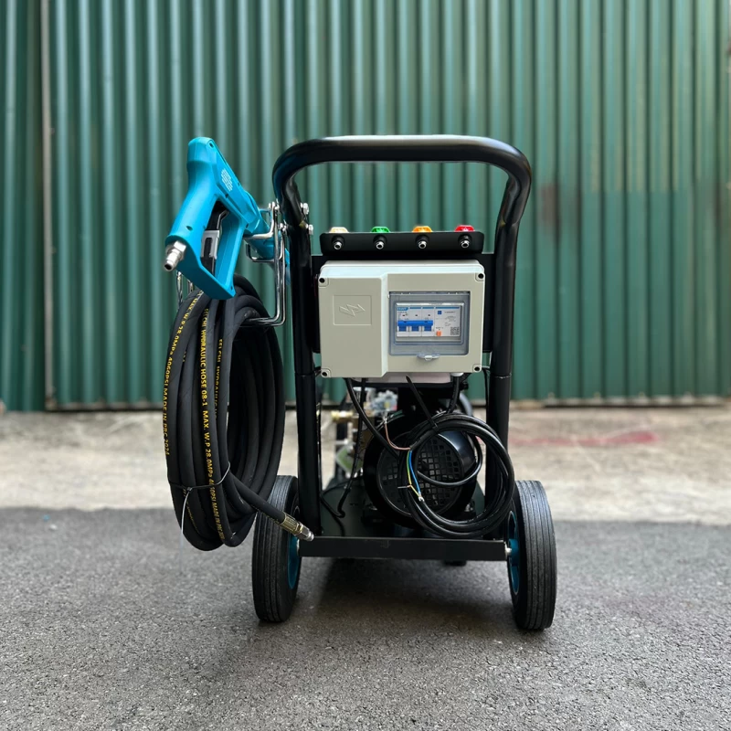 Máy Rửa Xe Cao Áp Nakawa 4Kw TX-40 3 Pha Piston Sứ - Hình ảnh 3 NAKAWA