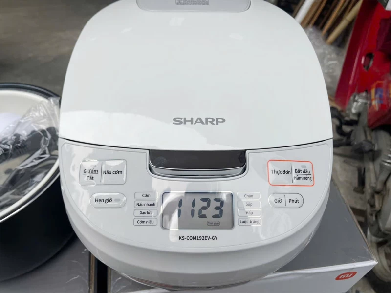Nồi cơm điện tử Sharp 1.8 lít KS-COM192EV-GY - Hình ảnh 3 SHARP