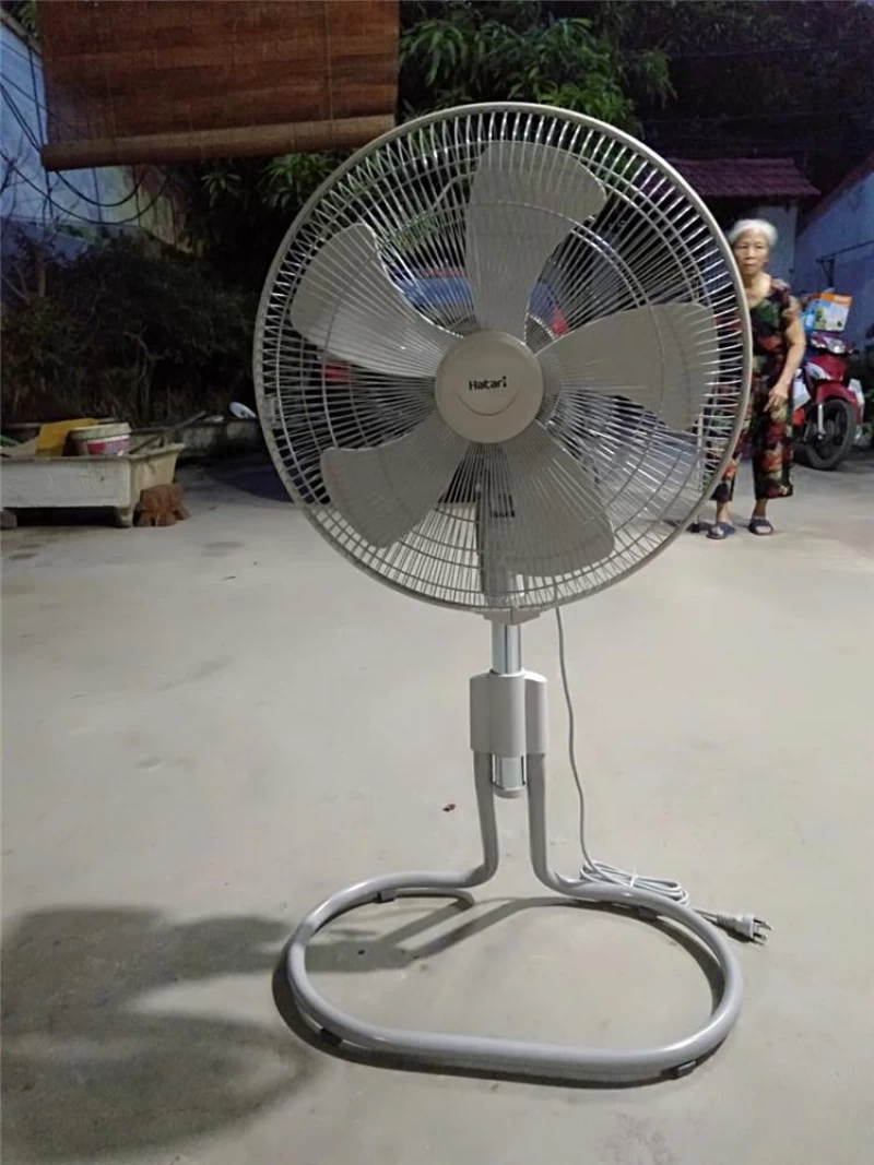 Quạt chân quỳ công nghiệp Thái Lan Hatari IS18M1 - Hình ảnh 1 HATARI
