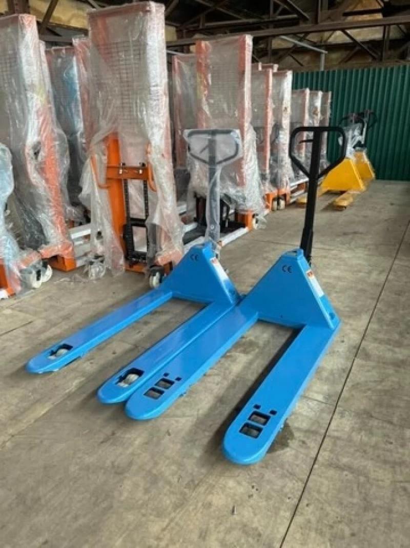 Xe Nâng Hàng STAXX 3T Càng Rộng - Hình ảnh 1 STAXX