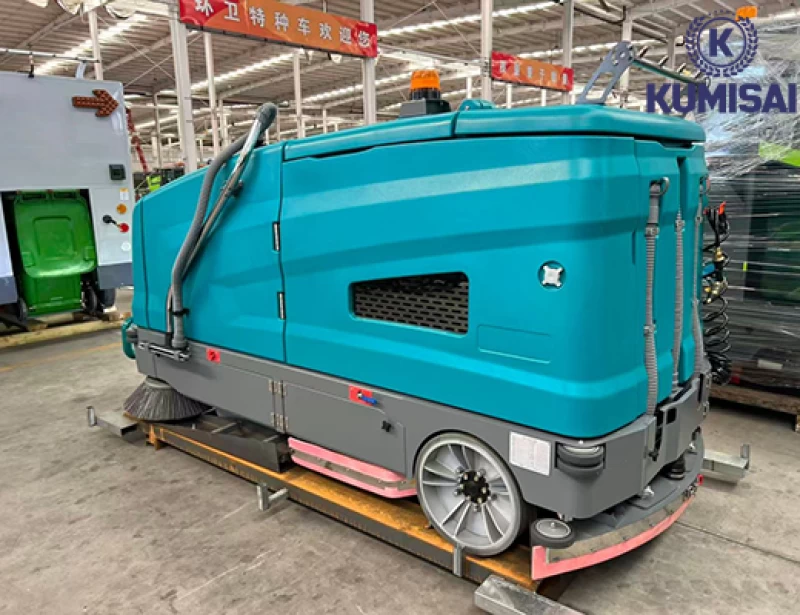 Xe quét rác chà sàn Kumisai KMS 1450XS - Hình ảnh 6 KUMISAI