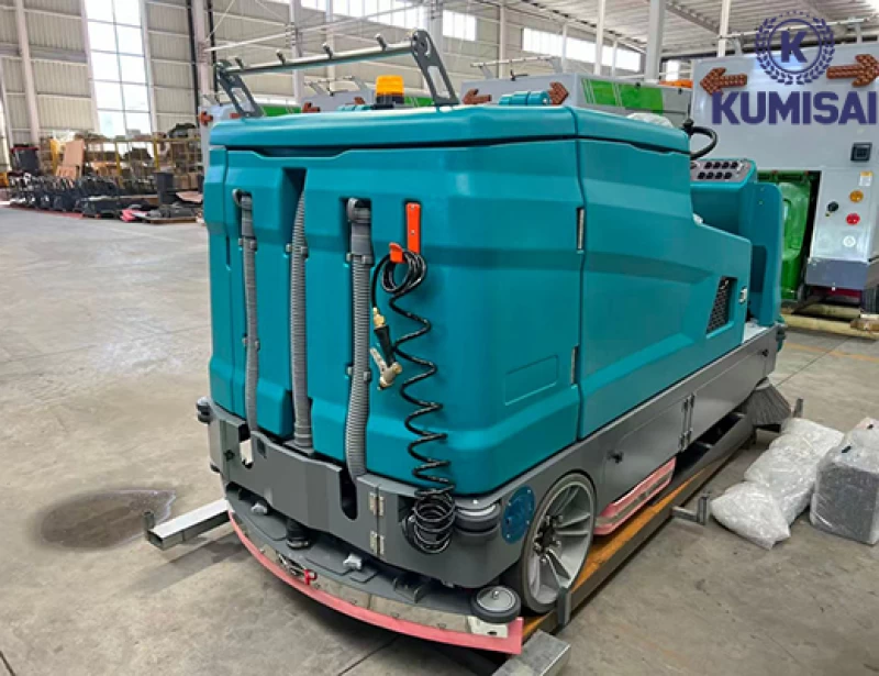 Xe quét rác chà sàn Kumisai KMS 1450XS - Hình ảnh 10 KUMISAI